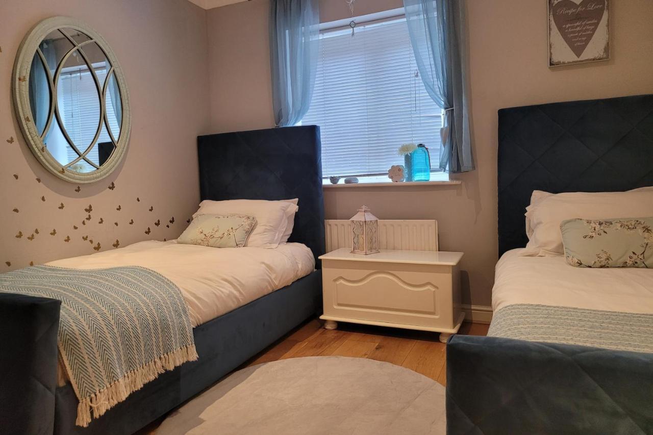 Three Bedroom By Beautiful Park Apartamento *