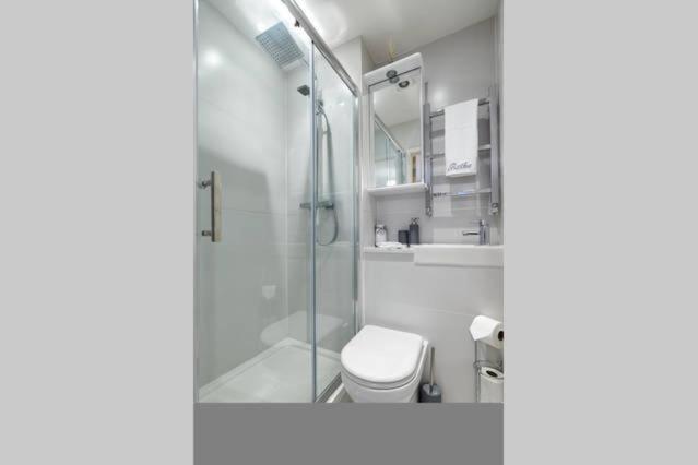 Three Bedroom By Beautiful Park Apartamento Londres