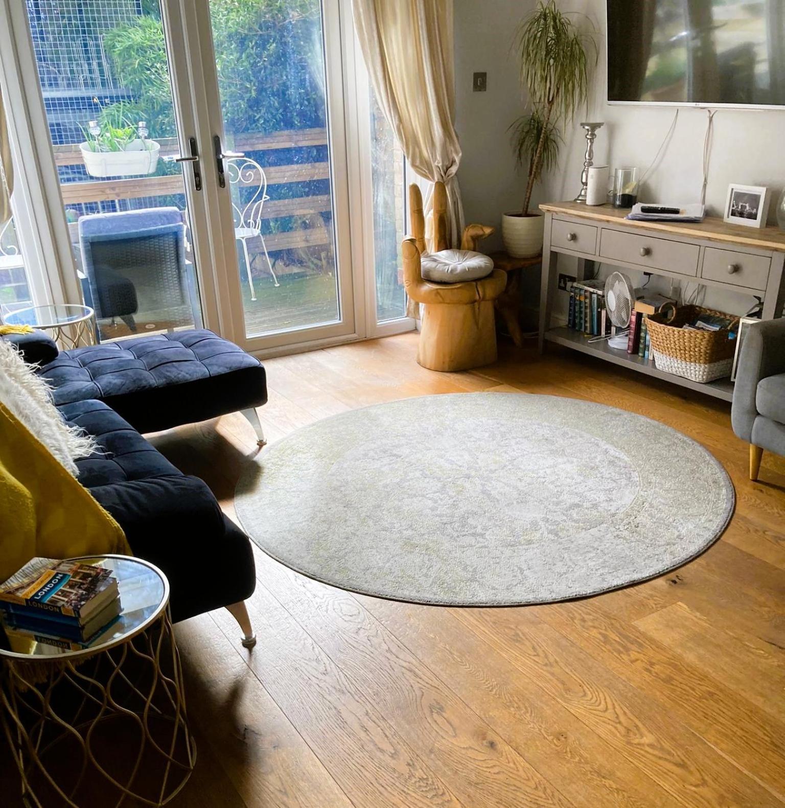 Three Bedroom By Beautiful Park Apartamento